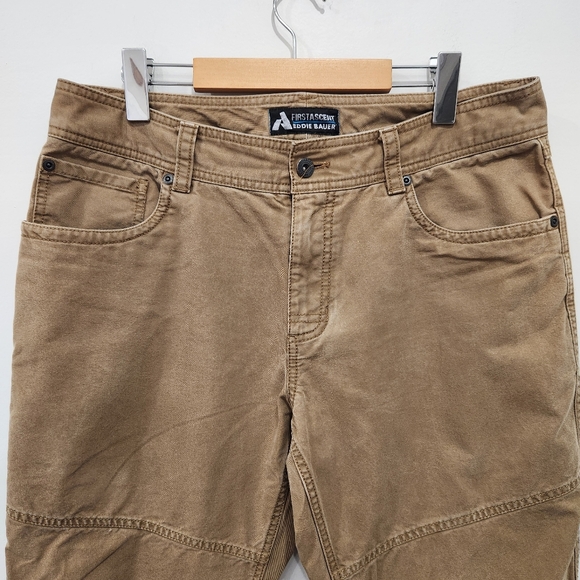 Eddie Bauer First Ascent Pants Mens 34x32 Fits 34x31 Tan Outdoor Hiking Cotton - Picture 3 of 13